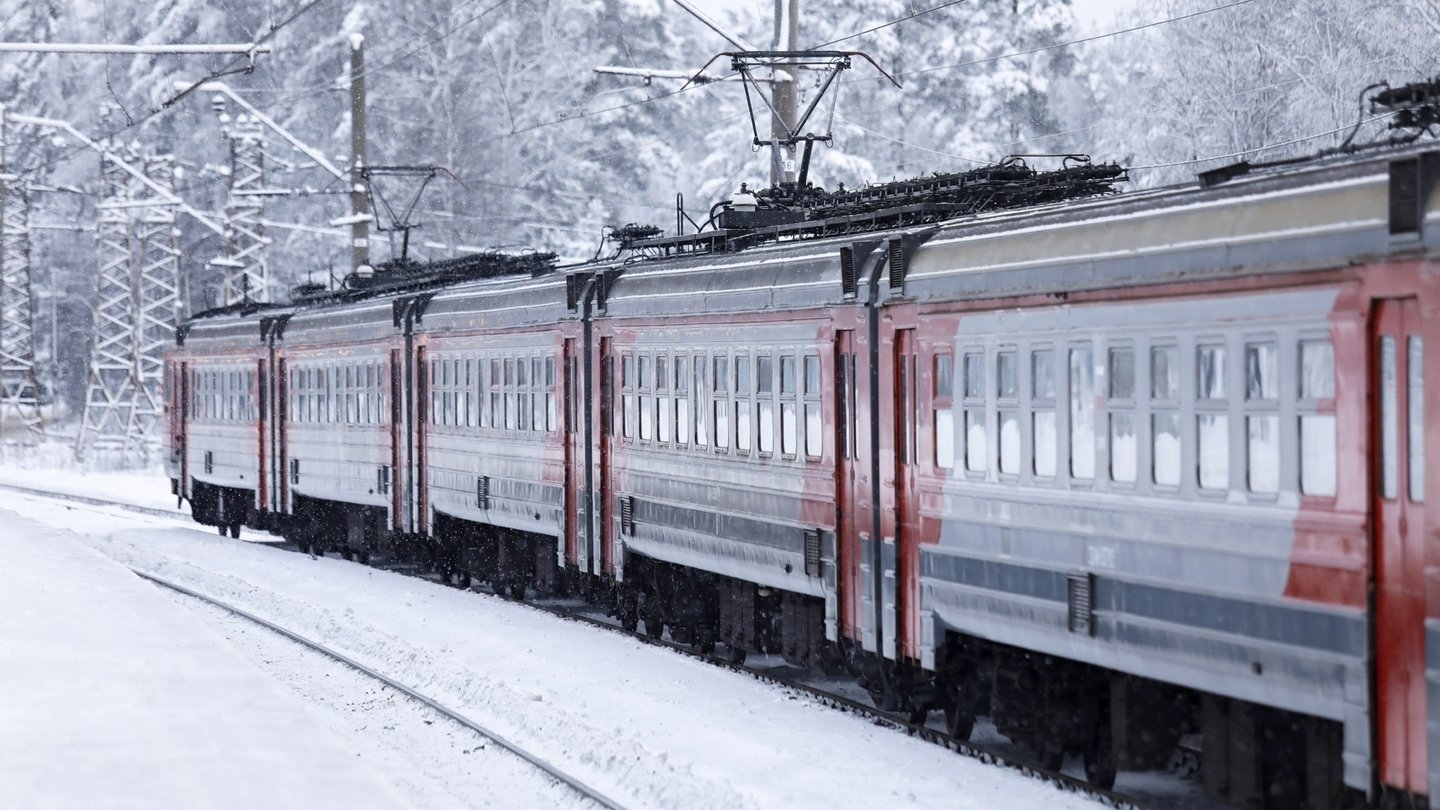 Новое расписание электричек в Новосибирске на новогодние праздники-2022
